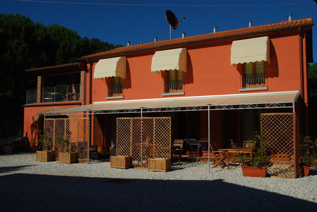 Agriturismo Il Cantastorie Montecatini Terme Bilik gambar